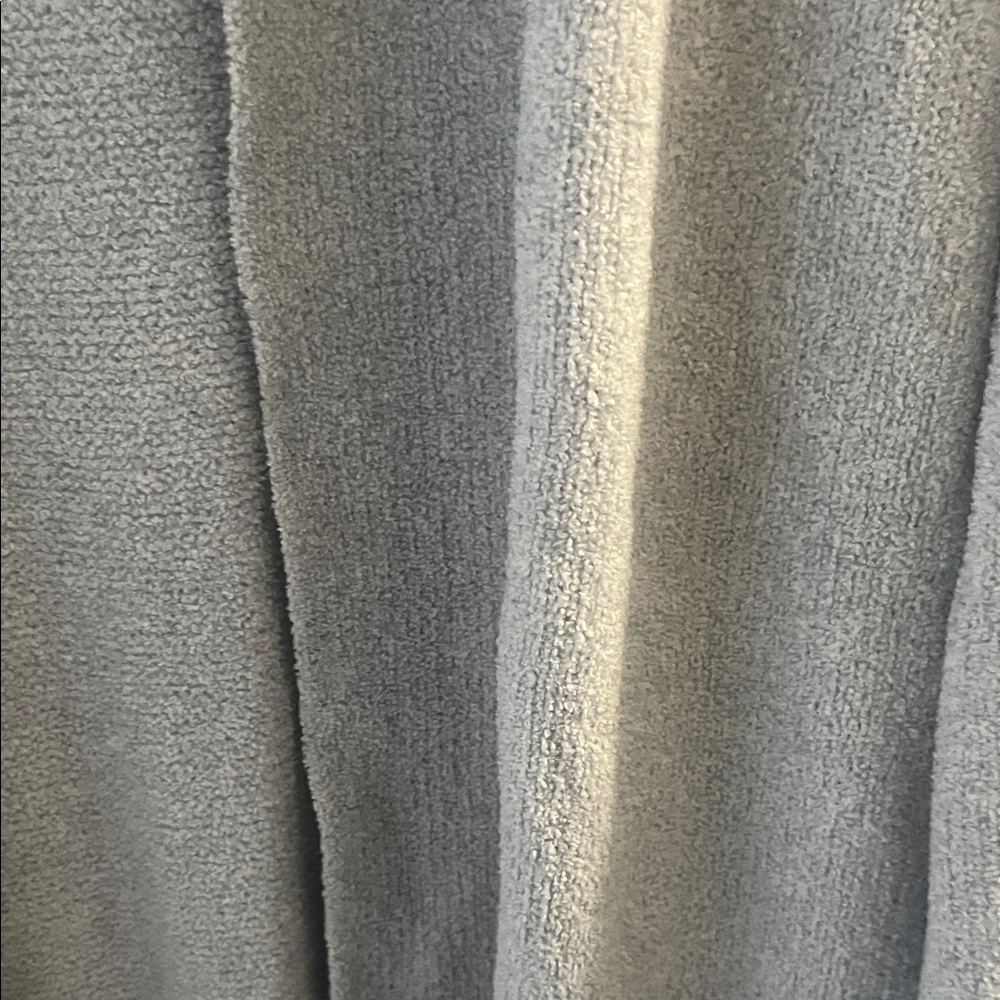 Natori Soft Gray Lounge Robe - Picture 3 of 7